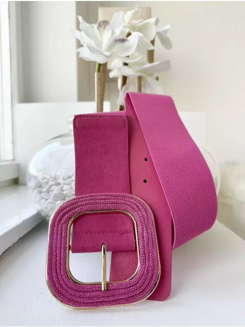 Extra rugalmas, gumis, kocka csatos öv.