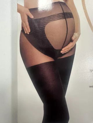   Terhes nők számára kifejlesztett harisnya, a növekvő hasat tartó különleges szerkezetű nadrágrésszel, amely különösen rugalmas Lycra Satin Sheers fonalból készült.