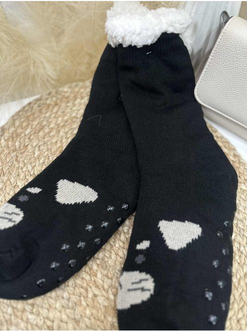 Pihe-puha bundás, csúszásgátlós, belebújós, mintás, kötött, zokni mamusz. (35-38 és 38-41-es méretekben.)