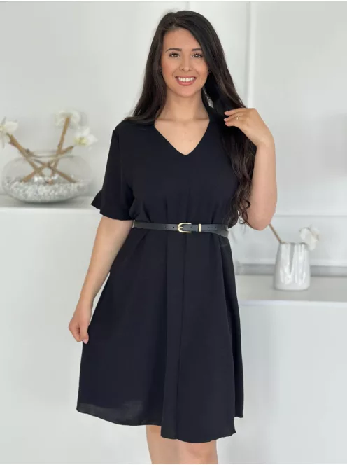 Lenge fazonú ruha övvel