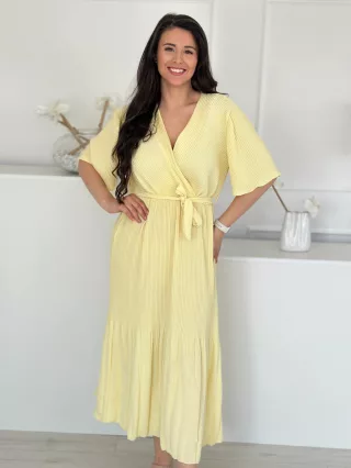 Csinos, pliszírozott ruha