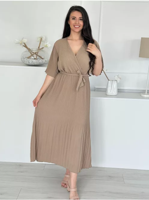 Csinos, pliszírozott ruha