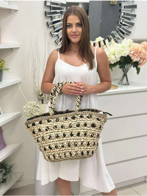 Nagyméretű, merev fazonú, cipzáras, nyári, fonott, rattan táska. 51 x 30 x 17 cm.