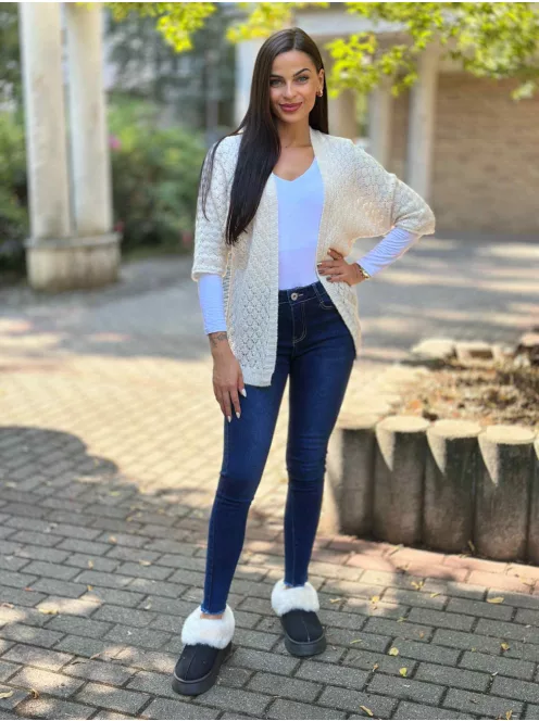 Rugalmas, pihe-puha, lenge, kötött kardigán. (S-L méretre ajánljuk.)