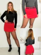 Csinos skort övvel