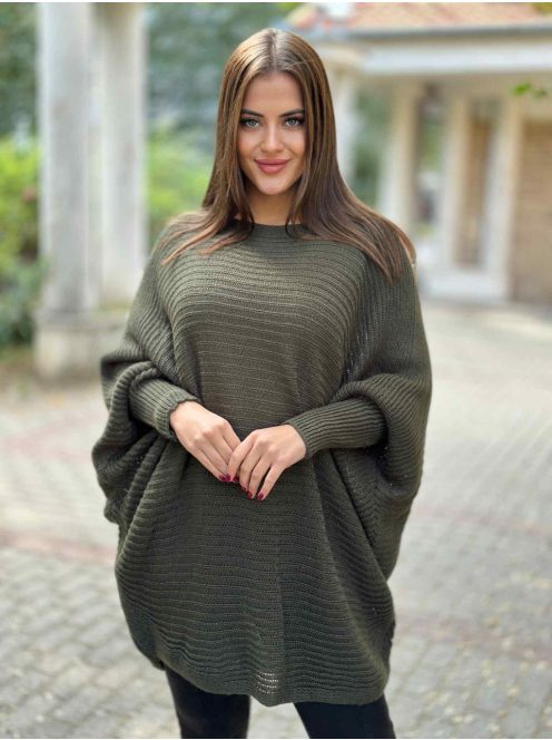 Extra rugalmas, puha anyagú, lenge, denevérujjas, kötött tunika. (M-XL méretre ajánljuk.)