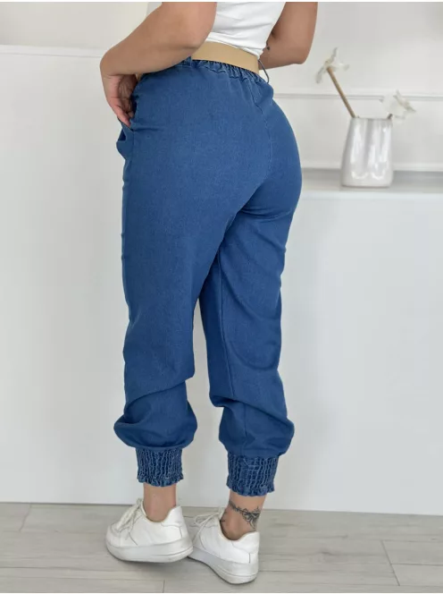 Rugalmas, farmer hatású nadrág övvel