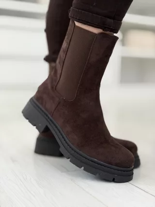 Velúr hatású bokacsizma