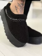 Utcai teddy papucs